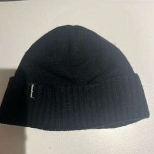 Patagonia black mens wool fisherman’s beanie toque